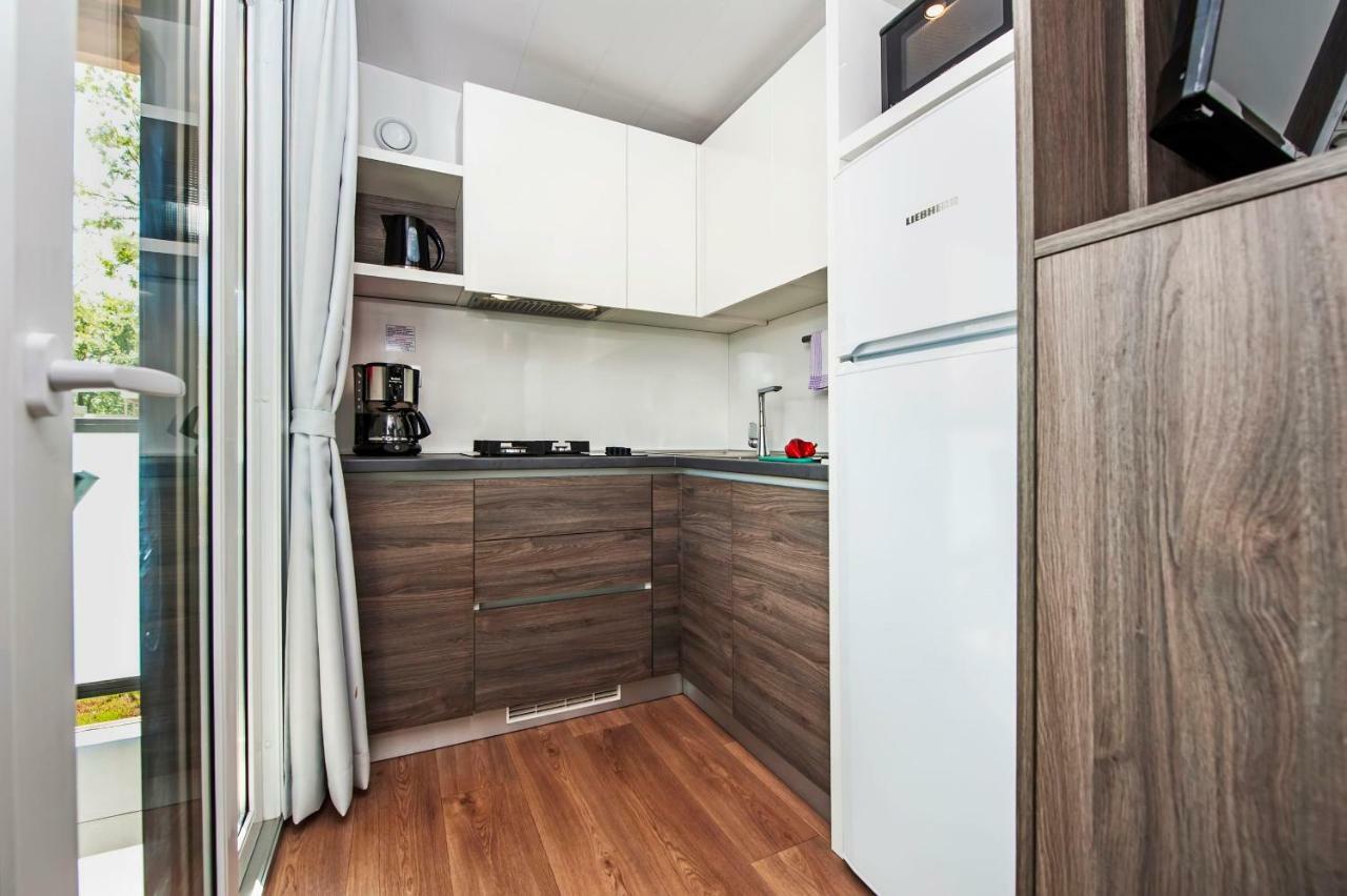 Eurocamp Mobile Homes At Fkk Nudist Campsite Solaris Tar-Vabriga Kültér fotó